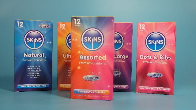 SKINS ASSORTED / DOTS AND RIBS CONDOMS X8
