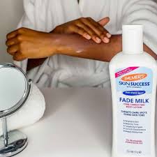 PALMERS SKIN SUCCESS FADE MILK