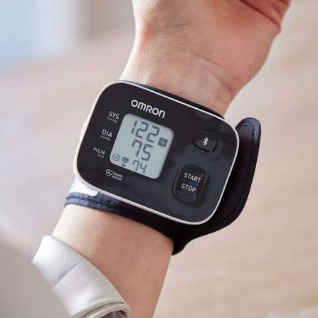 OMRON BP MONITOR RS3 WRIST